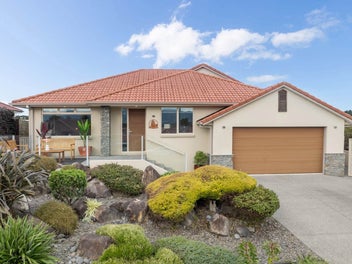 Exclusive Living Fairview Estate