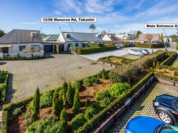 Charming 3-Bedroom Home in Secure Gated Community
