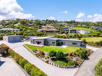 Bayside Escape - The Ultimate Coastal Lifestyle