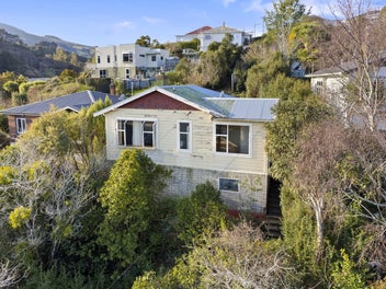 Motivated Vendors - Immediate Possession!