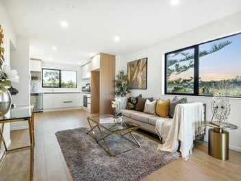 Elegant and Modern Coastal Townhouse