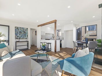 Stylishly Renovated & Perfectly Positioned