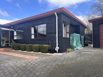 Image 1 of 18