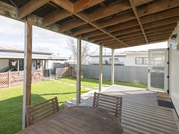 Five-bedrooms plus sleepout - excellent income