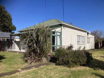 A House of Two Halves - Live and Renovate