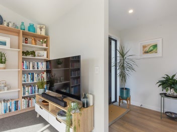 Modern Living In Peaceful Motueka