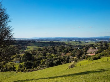 1.3ha - Stunning Harbour Views