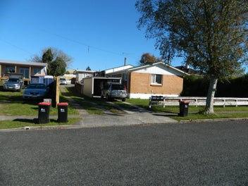 Image 1 of 6