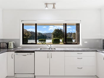 On Point - Coastal Gem