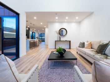 Fresh, Freehold & Family-Ready