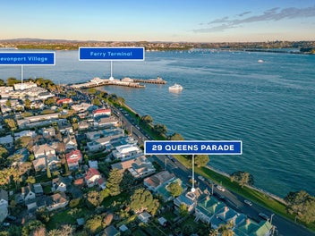 Harbourfront Charm with Breathtaking Views
