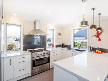 Warm and sunny - you'll want to call this home!