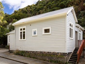 Options in Aro Valley!!