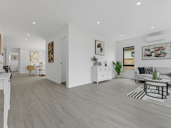 Charming Family Home in Clarks Beach