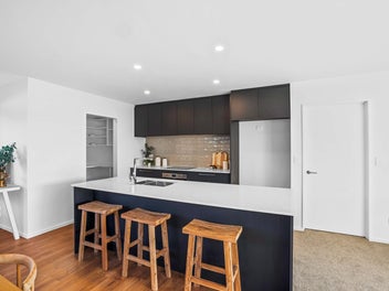 New Build in sought after School Zone