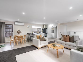 Fully Renovated, Zoned for Hargest - Move-In Ready