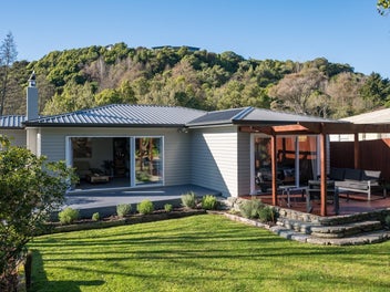 Pristine & Private – Family Escape!