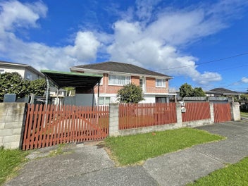 Image 1 of 20