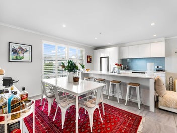 The Stylist – Well Maintained & Double Glazed