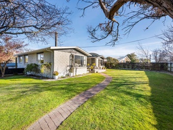 Modern Vibes + Renovated Perfection = Home