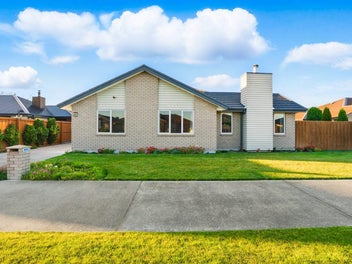 Spacious Living, Top Location $845k-$905k