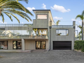 Where great design meets all-day sun