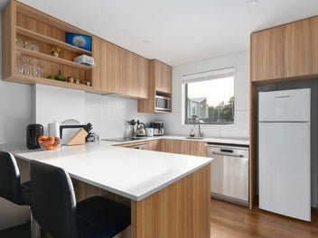Stylish Urban Living+Secure Off-Street Parking