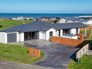 Coastal living at its best