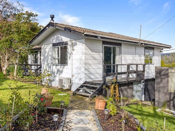 Huge Property, Huge Opportunity, Little Price!
