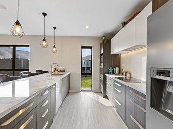 Motivated to Move - Family Living at Its Best!