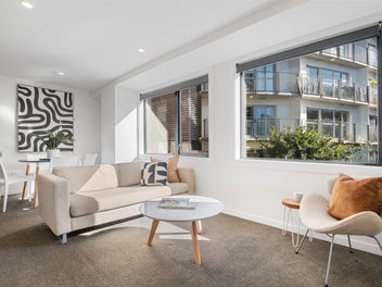 Bright City Living with Park Vistas