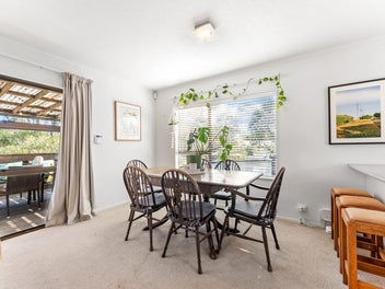 Original Omaha Entry-Level Gem!