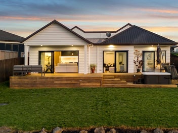 Home and Income with motivation!