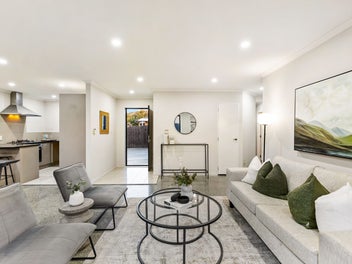 RESERVE BELOW $900k | Professionals x CPRE