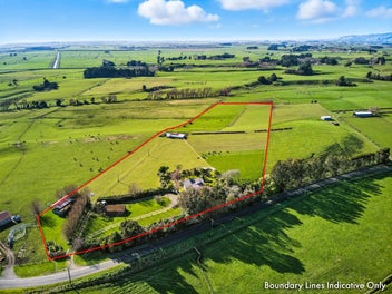 Country comfort on 10 acres (approx.)