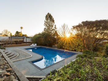 Modern Family Retreat