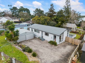 Property with a View-Spacious Home & Huge Section