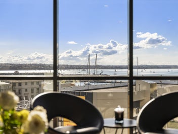 Vibrant, Secure & Sun Soaked- Downtown at Its Best