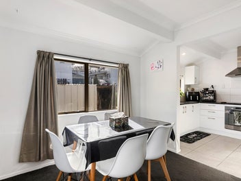 Central Johnsonville - Renovated Gem with Options!