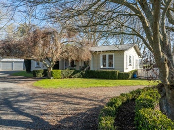 Unique Tamahere Offering - Numerous Options