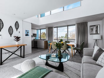 Breathe in the Views, Live the Lifestyle