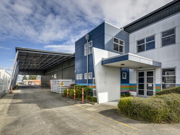 Image 1 of 18