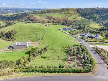 401 Peach Hill Road Ramarama