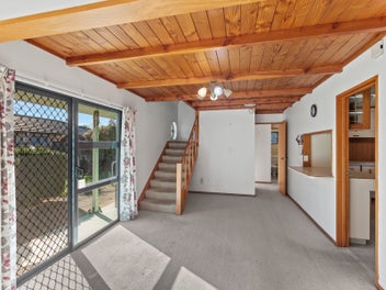 Auction - meeting the market