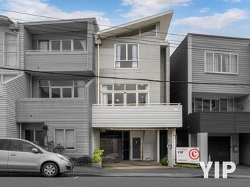 Centre Stage, Easy Living? YIP!