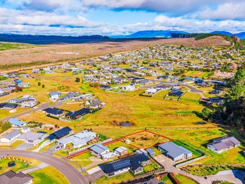 Lakeside living starts here