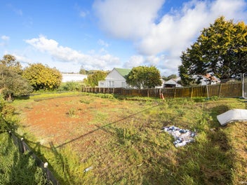 Top School Zone! Prime Development Opportunity!