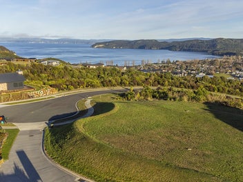 Premium Section, Lake & Golf Course Views