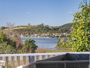 Family Comfort with Rumpus & Views