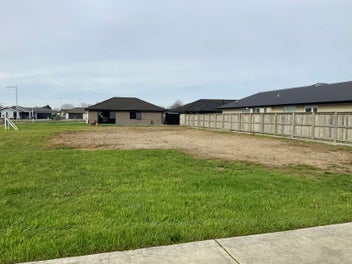 Image 1 of 4
